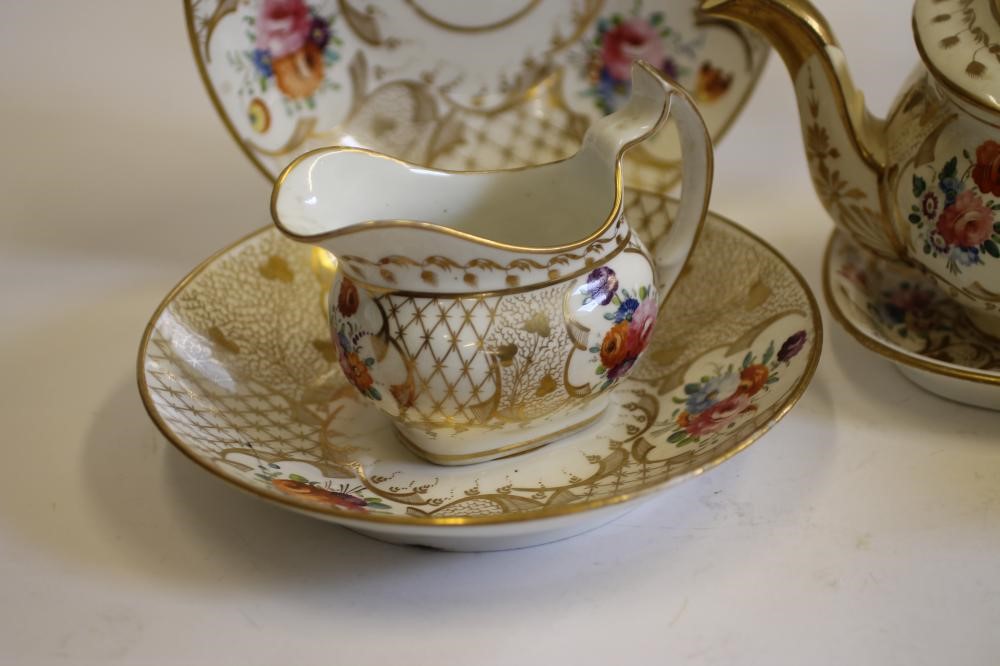 A DAVENPORT PORCELAIN PART TEA AND COFFEE SERVICE Image