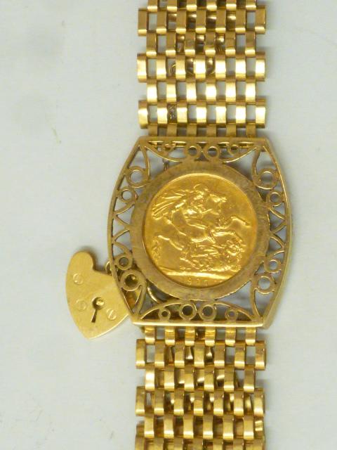 AN EDWARD VII GOLD SOVEREIGN Image