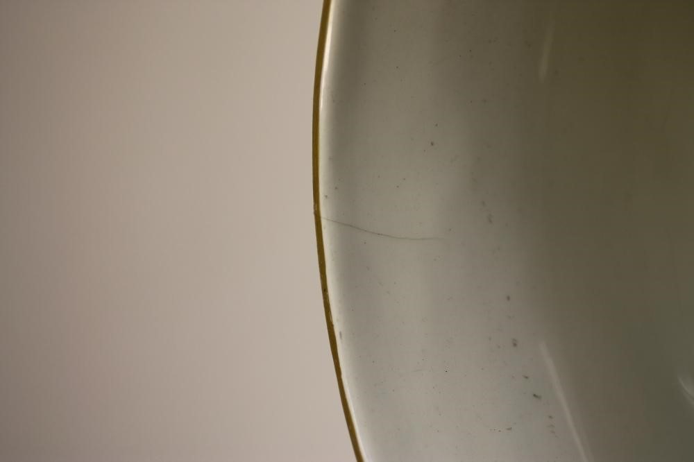 A WEDGWOOD "PEARL" WARE FOOTBATH Image