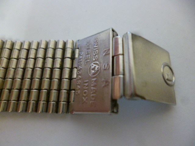 A GENTLEMAN'S STAINLESS STEEL "ROAMER STINGRAY CHRONOGRAPH" Image