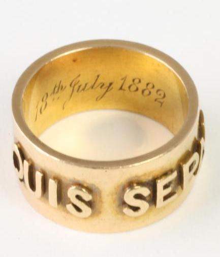 A VICTORIAN 18CT GOLD SENTIMENT RING Image