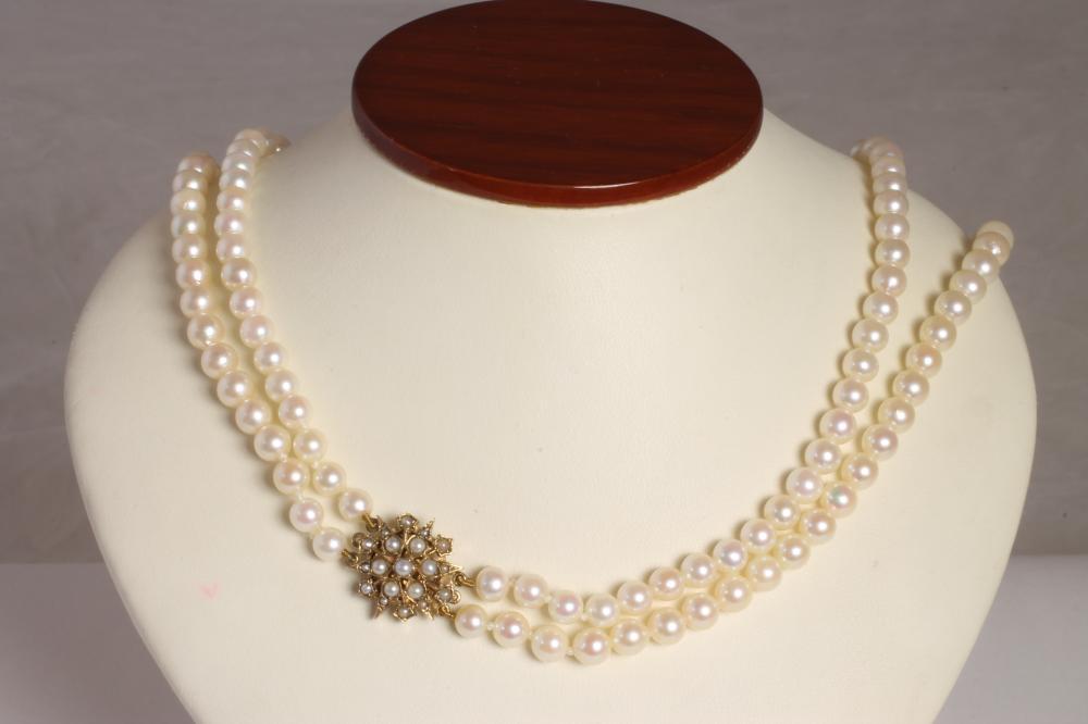 A CULTURED PEARL DOUBLE STRING NECKLACE Image