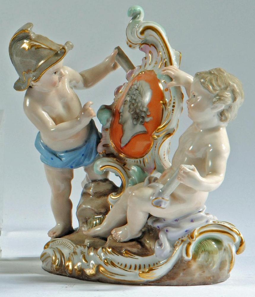 A MEISSEN PORCELAIN FIGURE GROUP Image