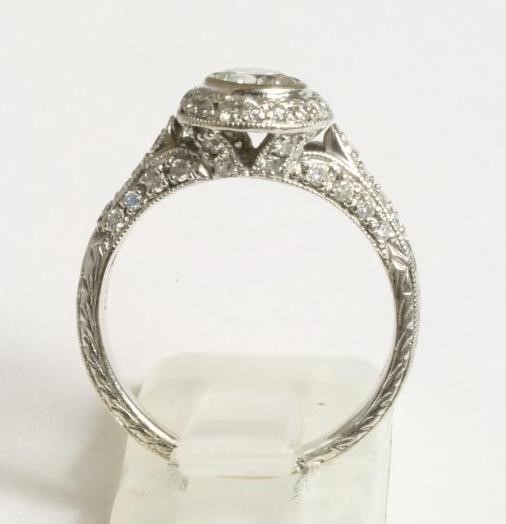 AN ART DECO STYLE DIAMOND DRESS RING Image