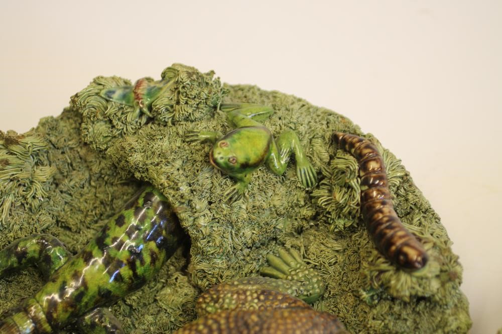 A PAIR OF JOSE A. CUNHA CALDAS DA RAINHA PALISSY STYLE MAJOLICA PLAQUES Image