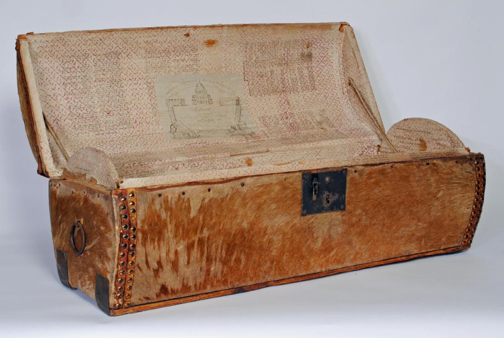 A LATE GEORGIAN OFFICER'S 'WOOLWICH' TRUNK Image