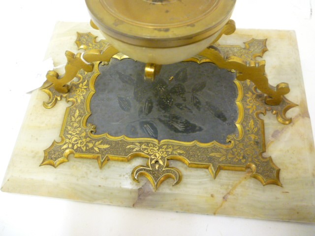 A VICTORIAN POLISHED MARBLE INKSTAND Image