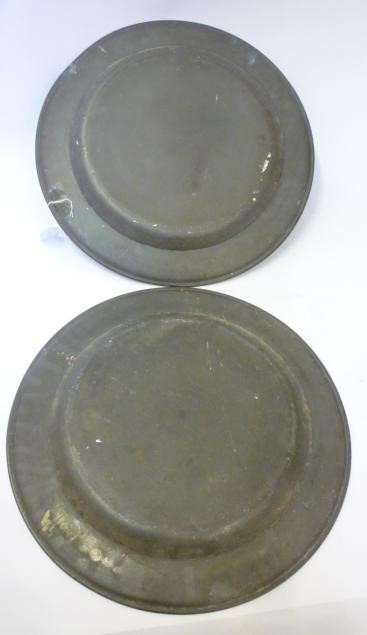 A PAIR OF ENGLISH PEWTER CHARGERS Image