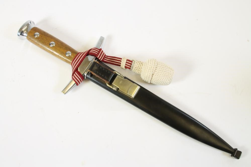 A SWISS ARMY OFFICER'S DRESS DAGGER BY ELSENER SCHWYZ Image