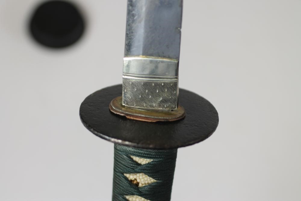 A JAPANESE WWII OFFICER'S KATANA Image