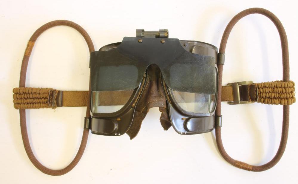 A PAIR OF MARK IVB FLYING GOGGLES BY J&R FLEMING LTD Image