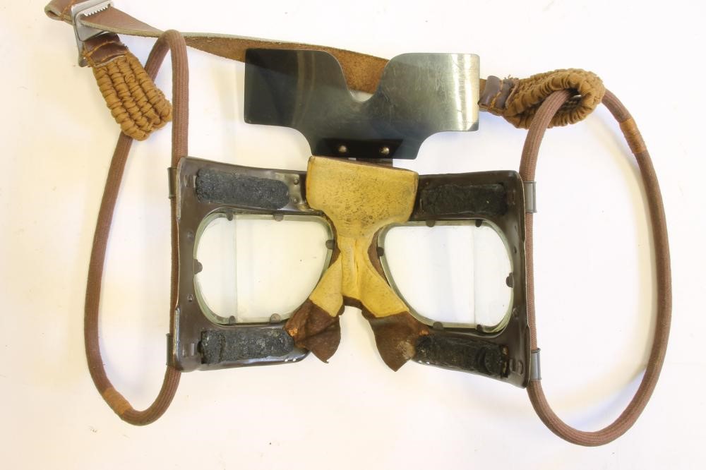 A PAIR OF MARK IVB FLYING GOGGLES BY J&R FLEMING LTD Image