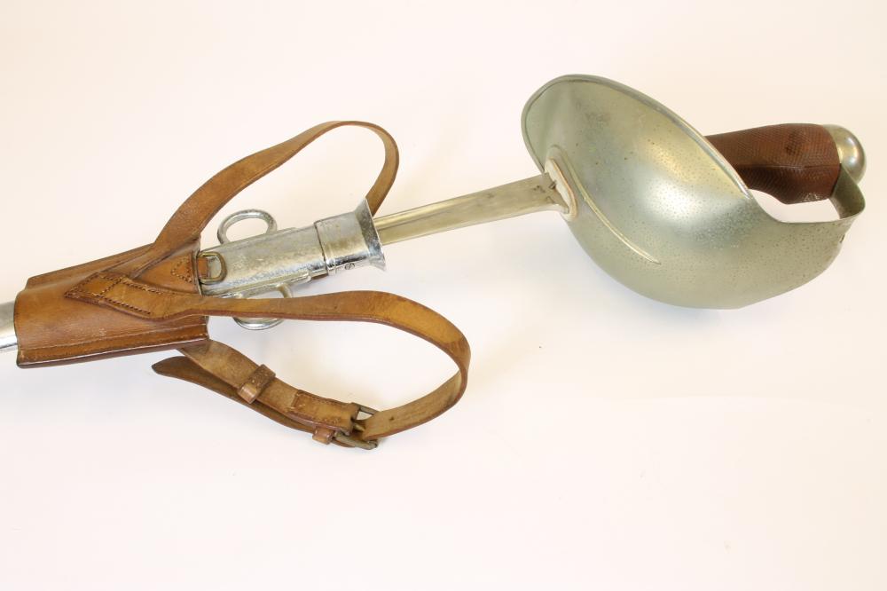 A 1908 PATTERN CAVALRY SWORD Image