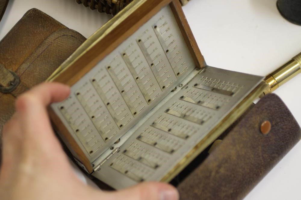 A BRADY FISHING CREEL Image