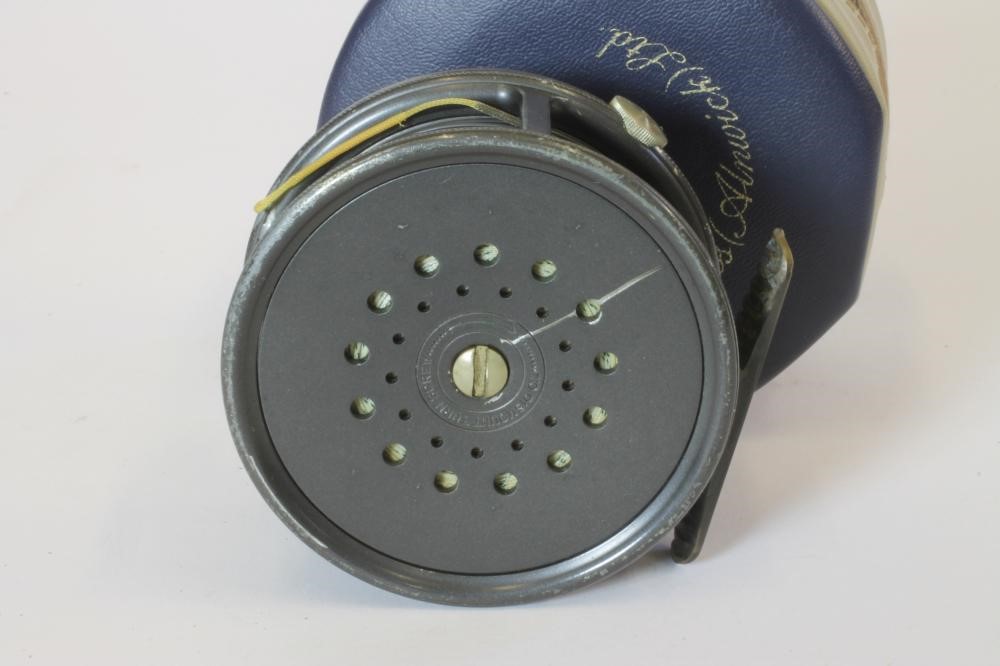 A HARDY THE 'PERFECT' 3 ½" REEL Image