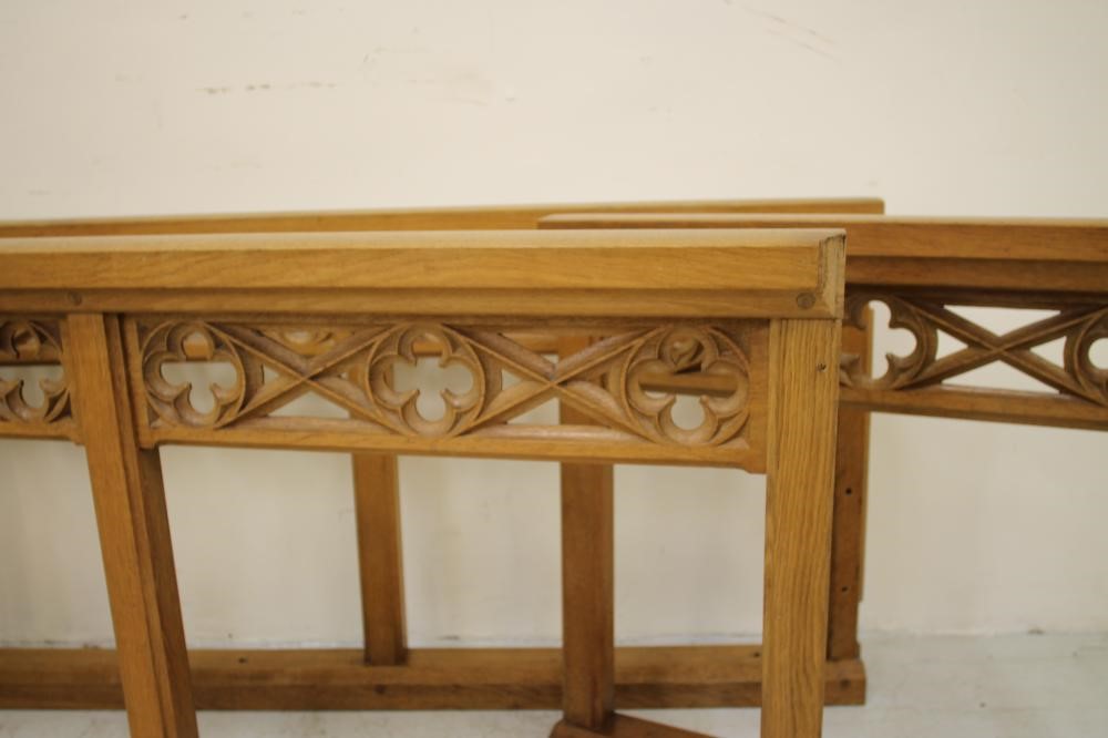 AN OAK COMMUNION RAIL by Robert "Mouseman" Thompson of Kilburn Image