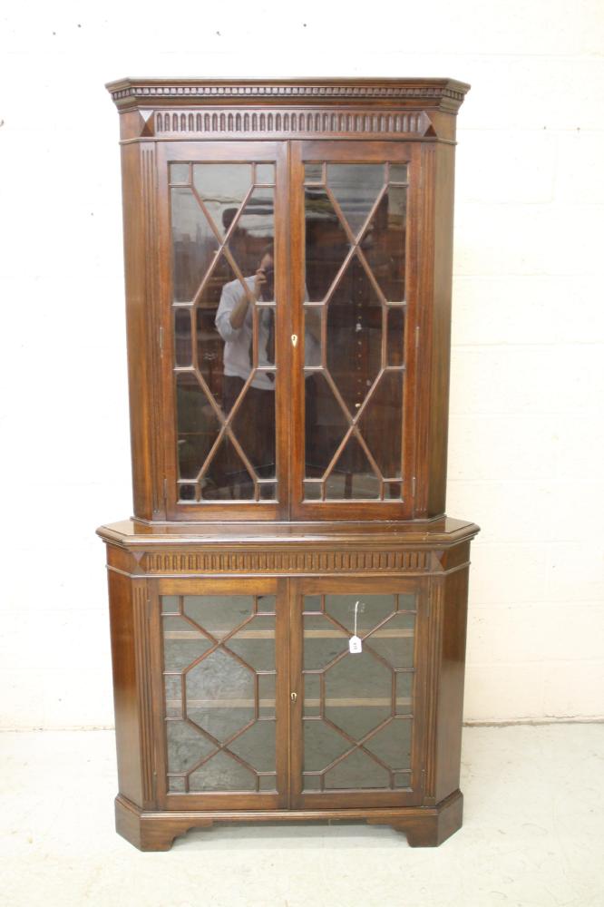 A GEORGIAN REVIVAL MAHOGANY STANDING CORNER CUPBOARD Image