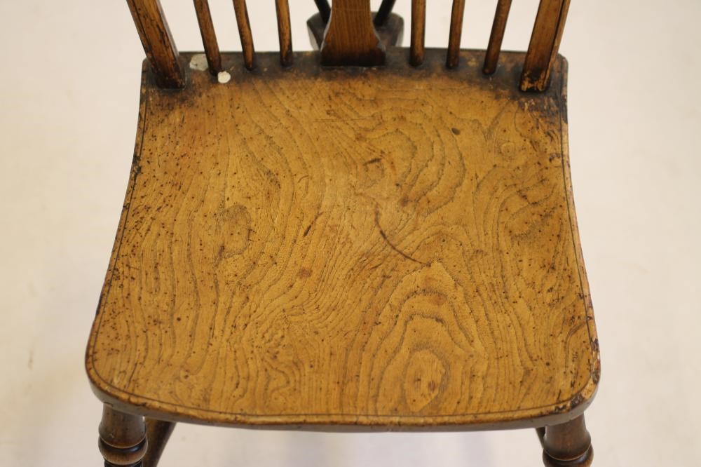 A SET OF EIGHT MATCHED KITCHEN WINDSOR CHAIRS Image