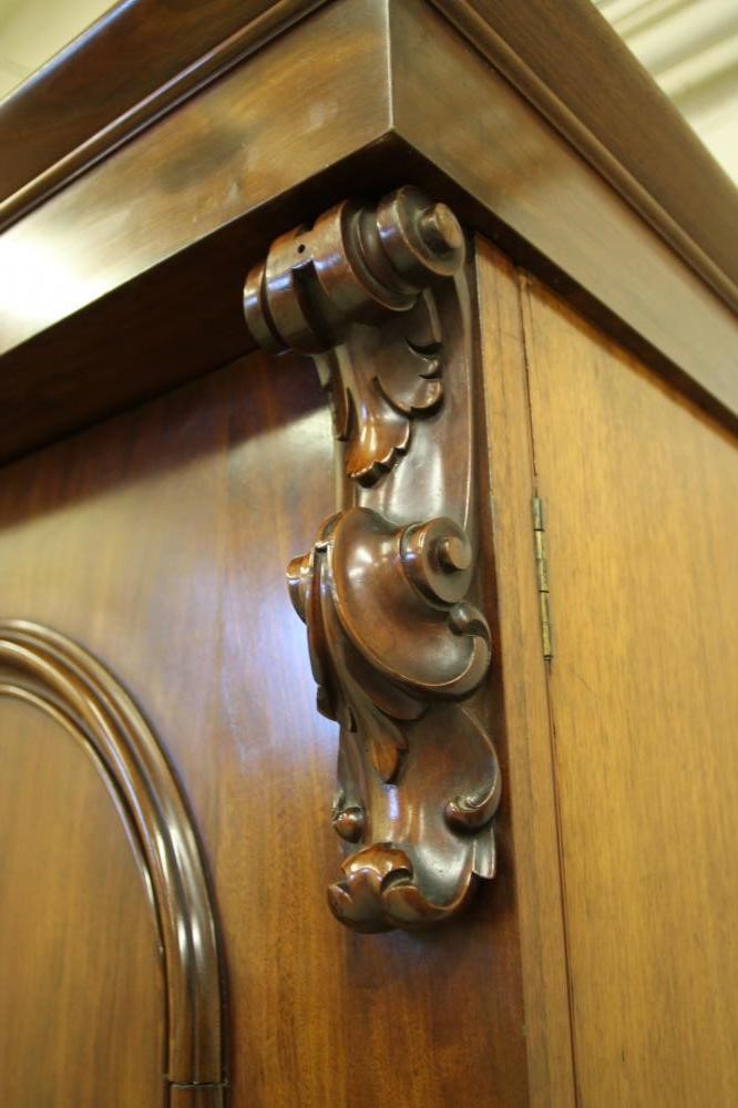 A VICTORIAN MAHOGANY DOUBLE WARDROBE Image