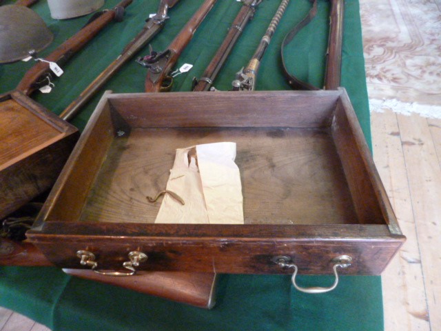 A SMALL GEORGIAN OAK POT BOARD DRESSER BASE Image