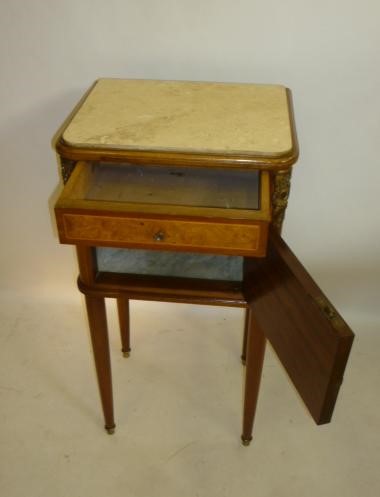 A FRENCH MAHOGANY Image