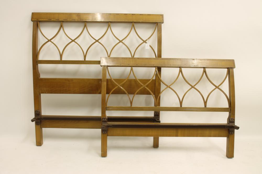 AN EDWARDIAN SATINWOOD SINGLE BEDSTEAD Image