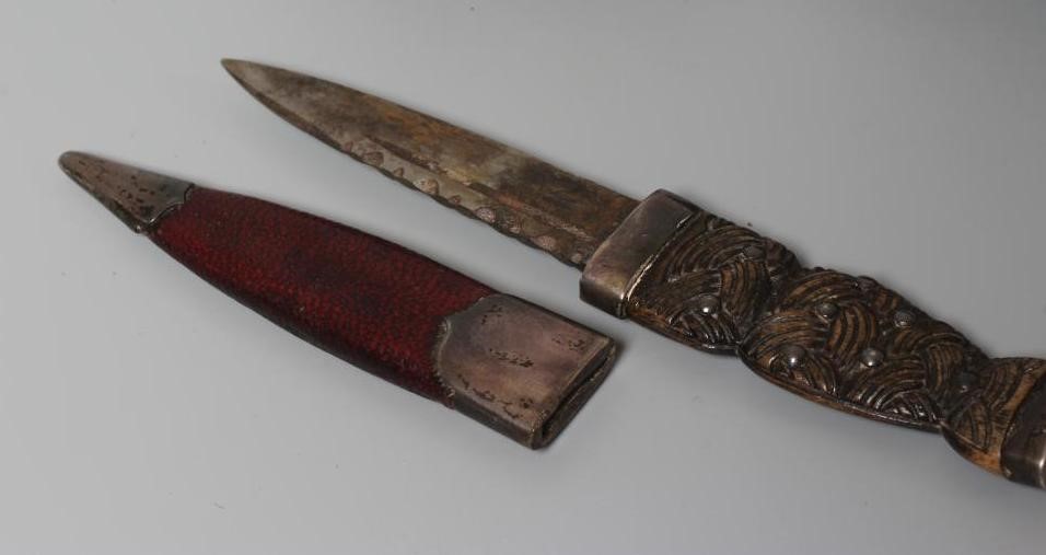 A VICTORIAN SCOTTISH PROVINCIAL SILVER MOUNTED SGIAN DUBH by Ferguson & Macbean Image
