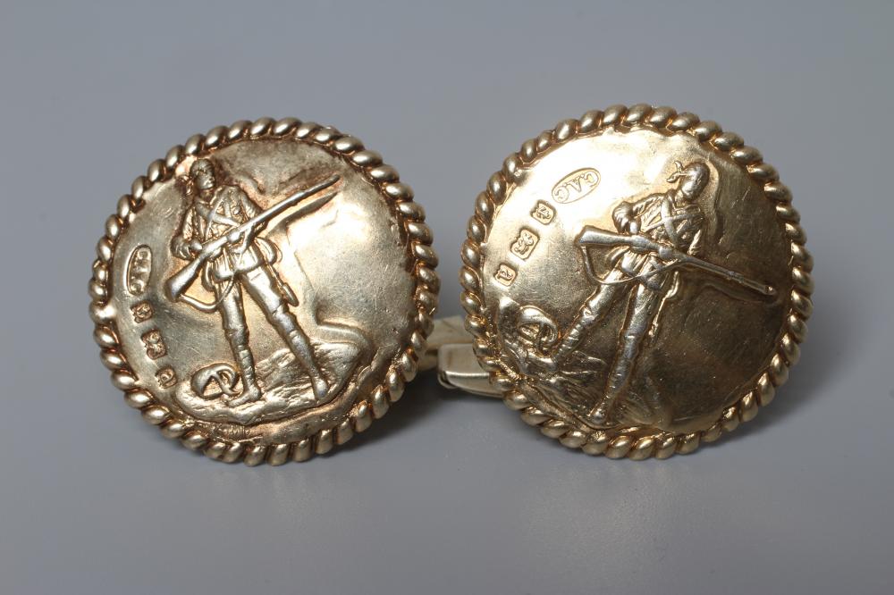 OF BOER WAR INTEREST - A PAIR OF SILVER GILT CUFF LINKS Image