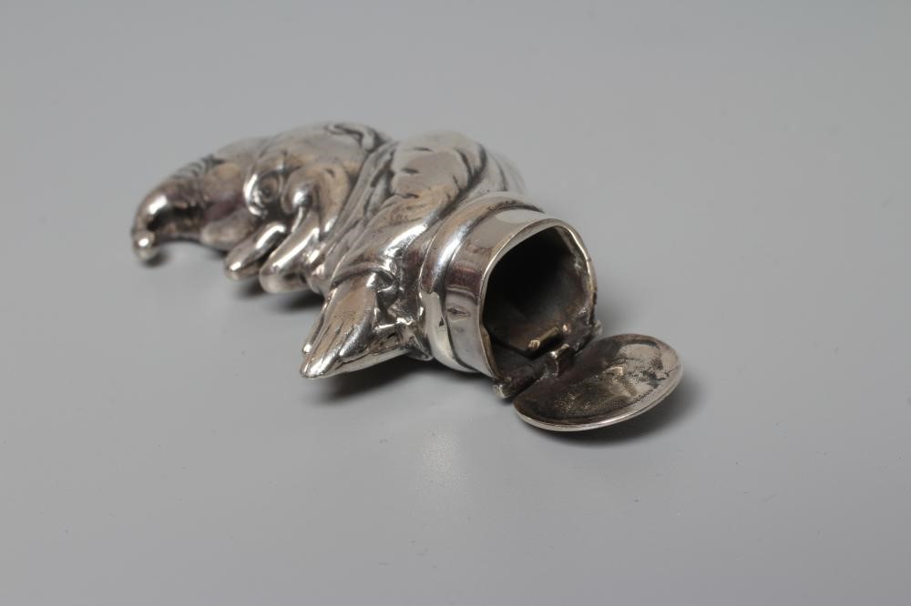 A MODERN SILVER NOVELTY MR PUNCH VESTA CASE by David A Bowles, London 1992, 2 1/4" high Image