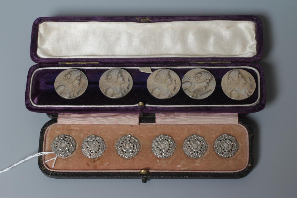 A SET OF SIX EDWARDIAN SILVER BUTTONS by Levi & Salaman Image
