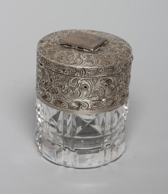 A VICTORIAN HOBNAIL CUT CYLINDRICAL GLASS JAR Image