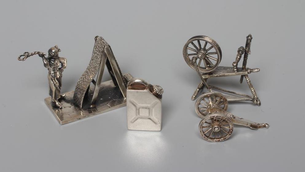 A MODERN SILVER MINIATURE FIGURE Image
