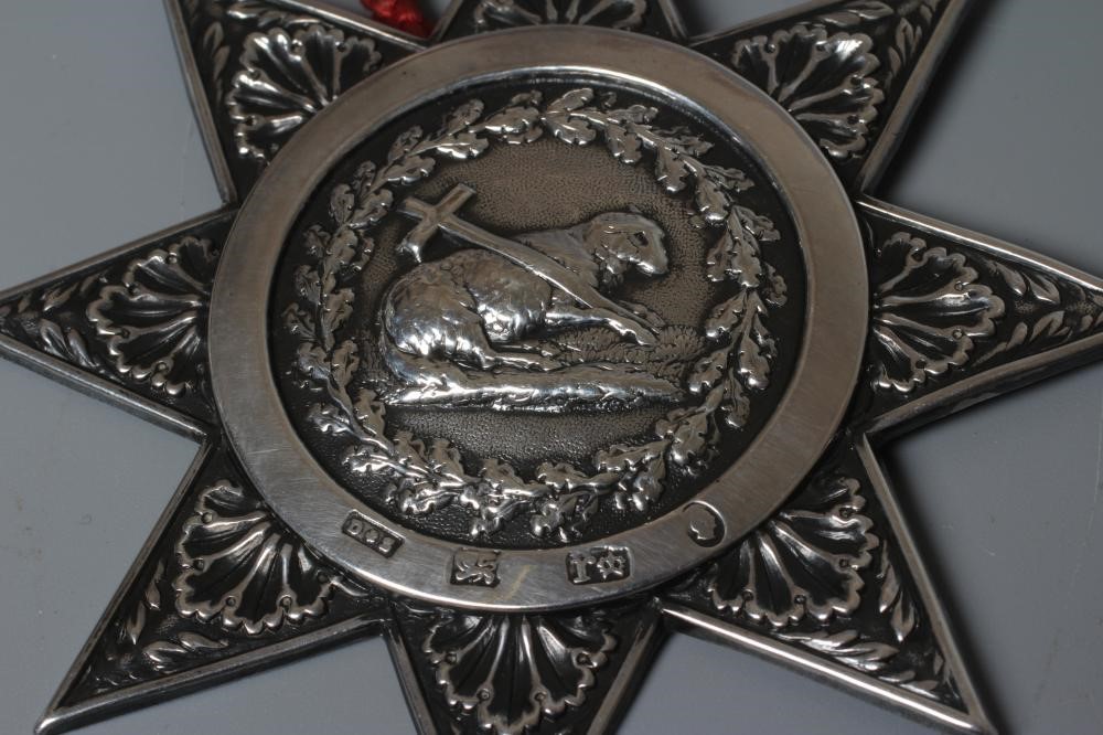 A WILLIAM IV KNIGHTS TEMPLAR SILVER BADGE by James Dixon & Son, Sheffield 1837, the eight point star Image
