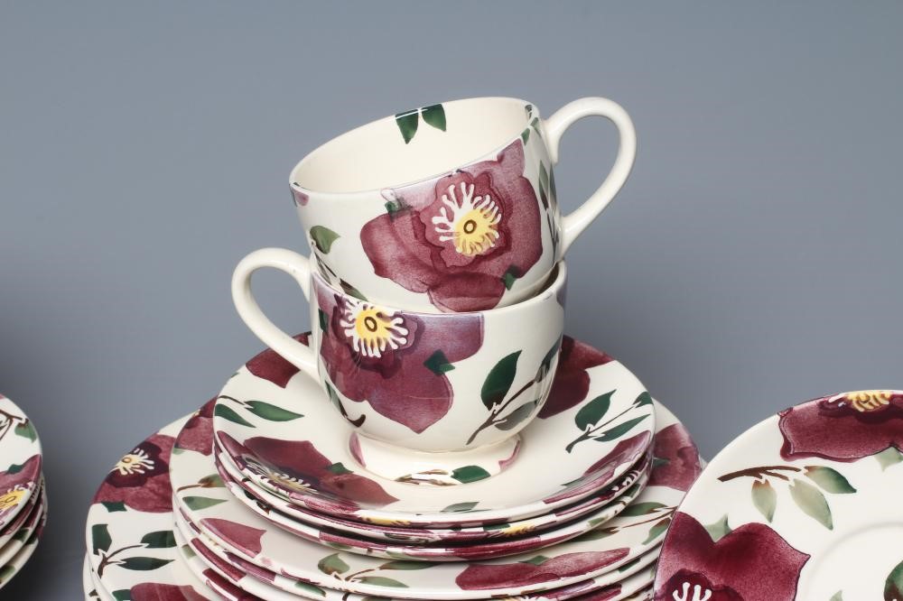 MARY FEDDON FOR EMMA BRIDGEWATER - A HELLEBORE PATTERN DINNER AND TEA SERVICE FOR FOUR PLACE Image