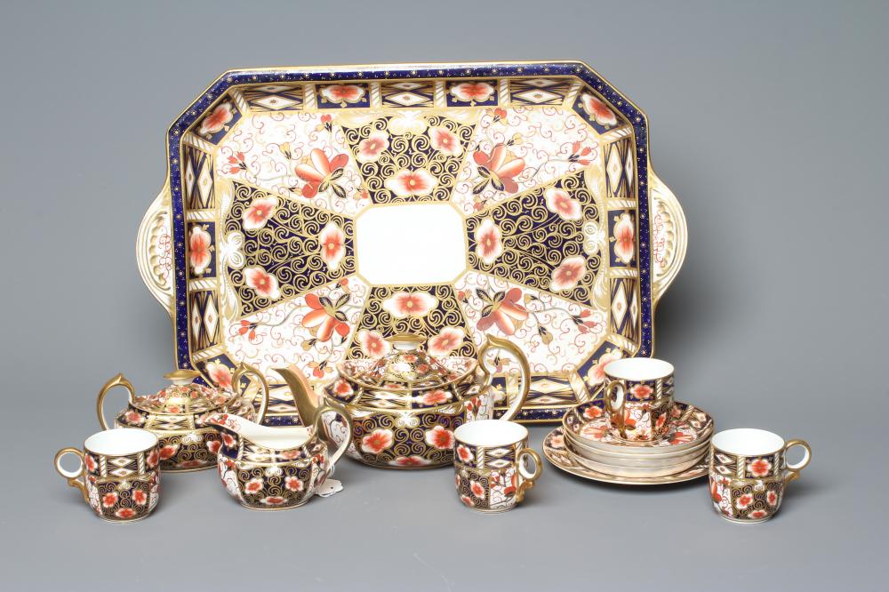 AN EDWARDIAN ROYAL CROWN DERBY WITCHES PATTERN PART SERVICE Image
