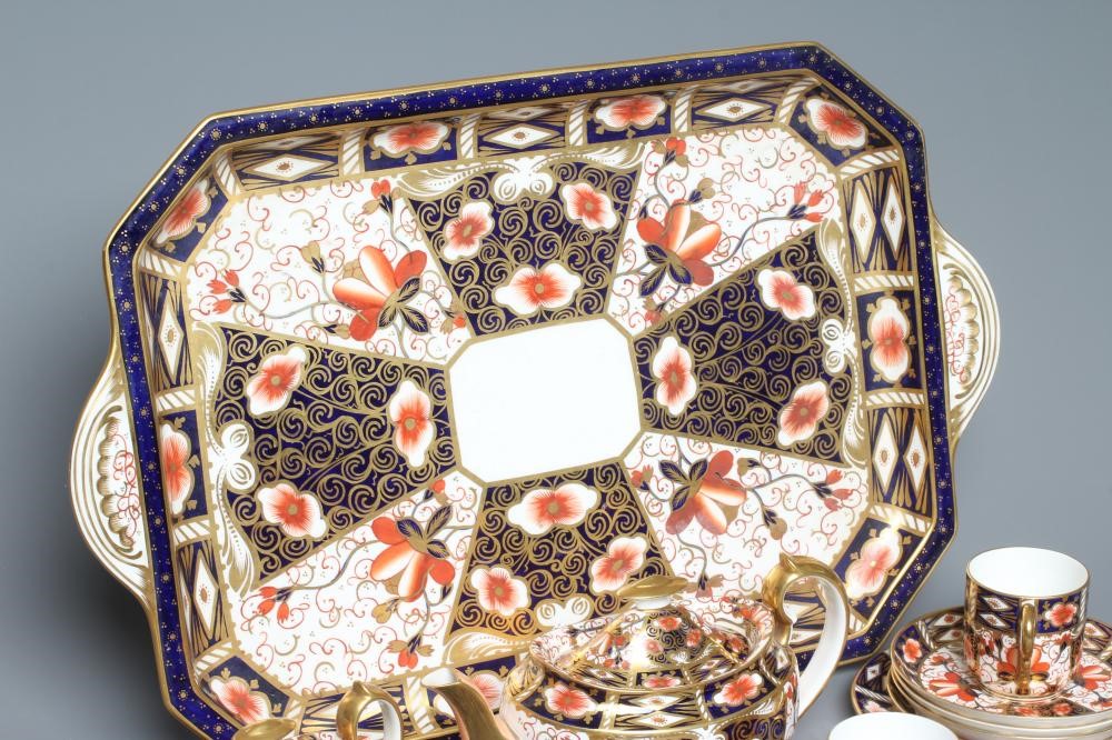 AN EDWARDIAN ROYAL CROWN DERBY WITCHES PATTERN PART SERVICE Image