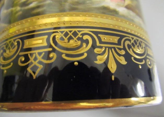 A VIENNA PORCELAIN TANKARD Image