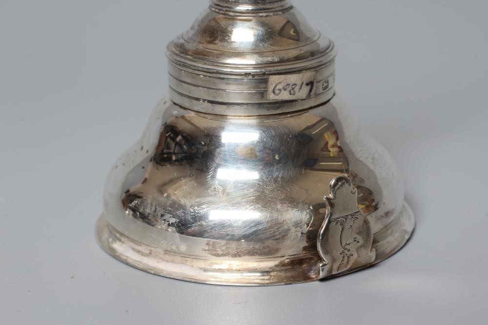 A SMALL LATE GEORGE III SILVER WINE FUNNEL, maker's mark WS, London 1809, with plain pierced bowl, Image