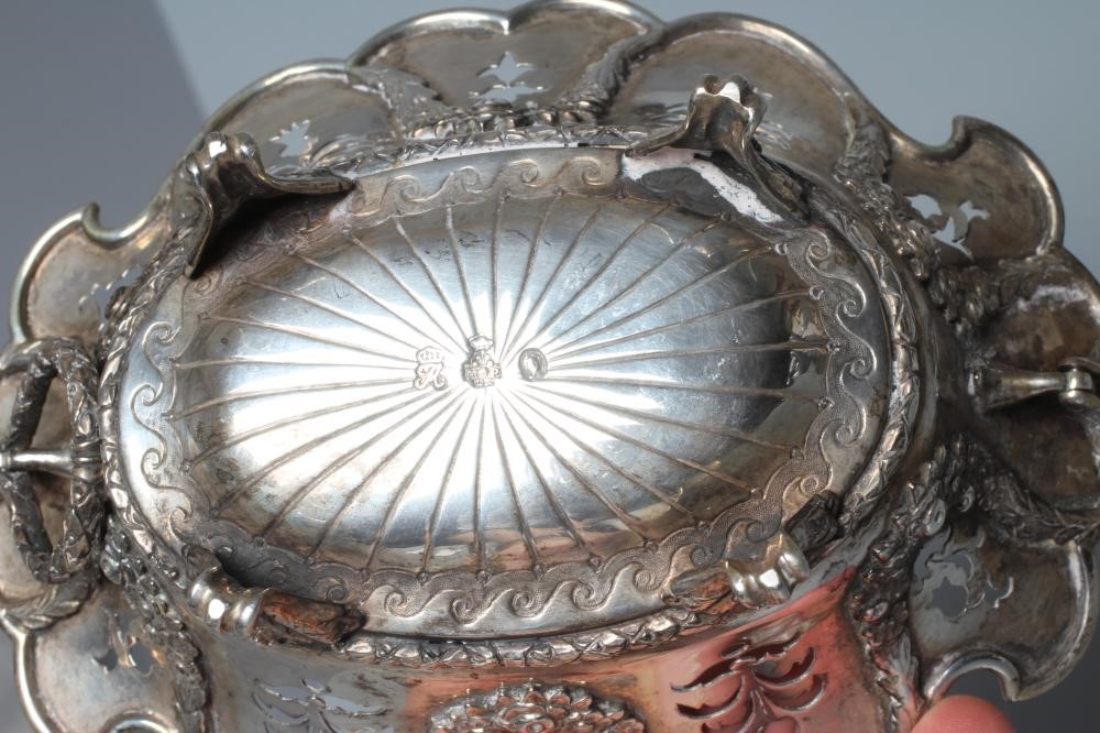 A FRENCH SILVER SWEETMEAT BASKET Image