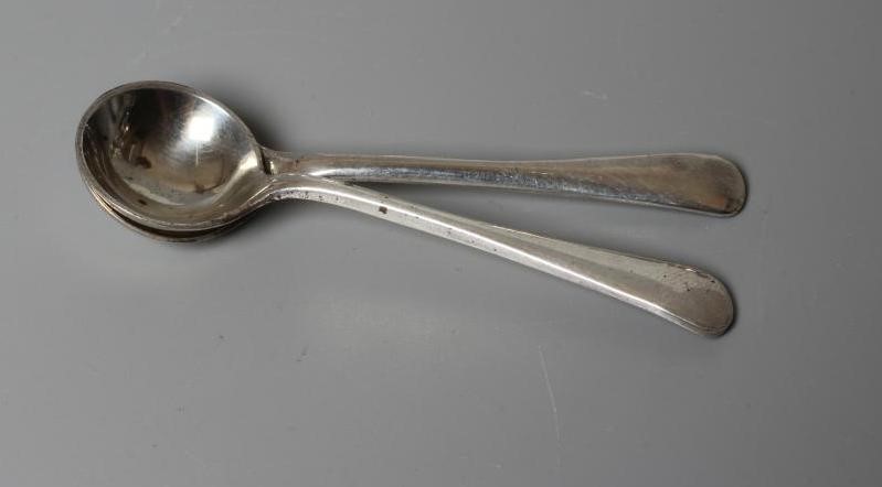 A PAIR OF EDWARDIAN SILVER NOVELTY GOLF BALL SALTS by Vale Brothers & Sermon Image