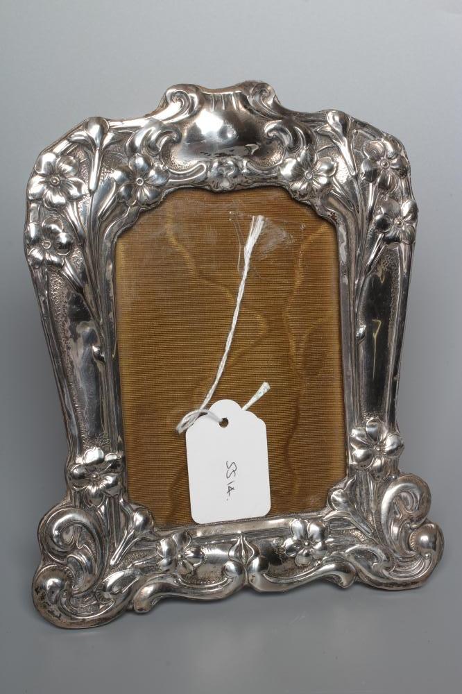 AN EDWARDIAN SILVER STRUT BACK PHOTOGRAPH FRAME by Henry Matthews Image
