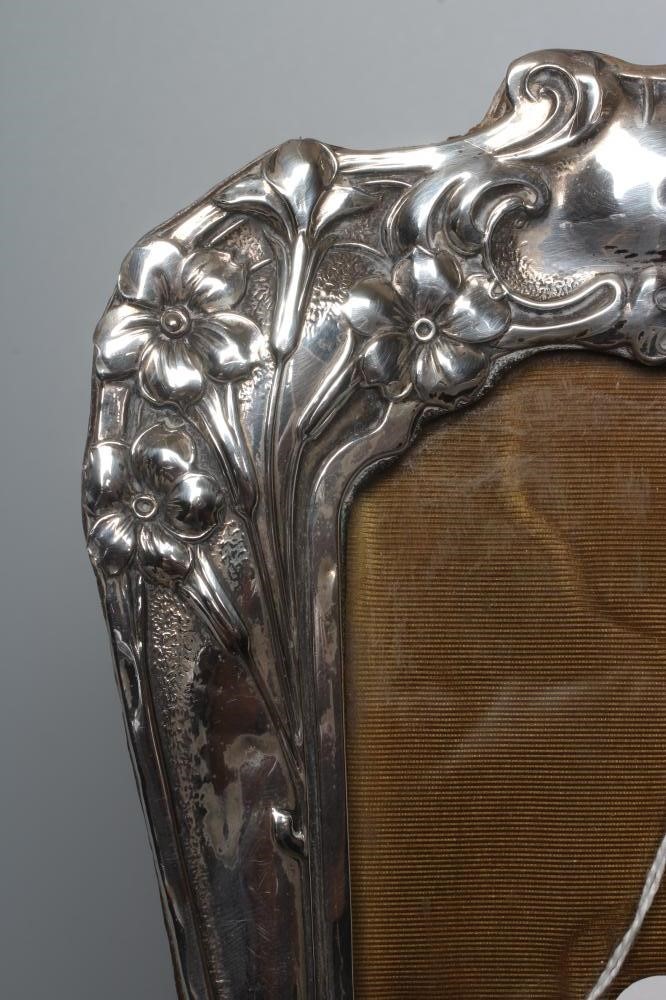 AN EDWARDIAN SILVER STRUT BACK PHOTOGRAPH FRAME by Henry Matthews Image