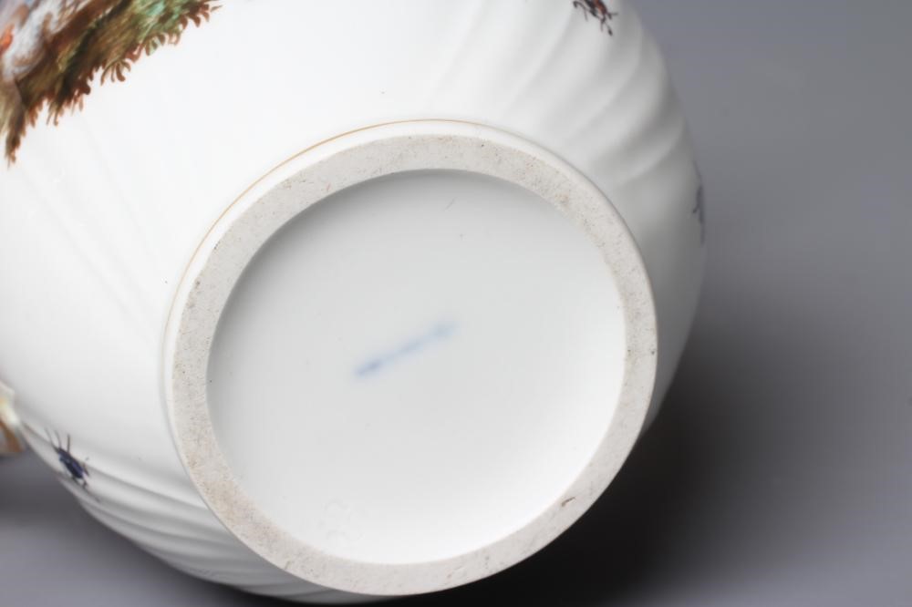 A KPM (BERLIN) PORCELAIN TETE-A-TETE Image
