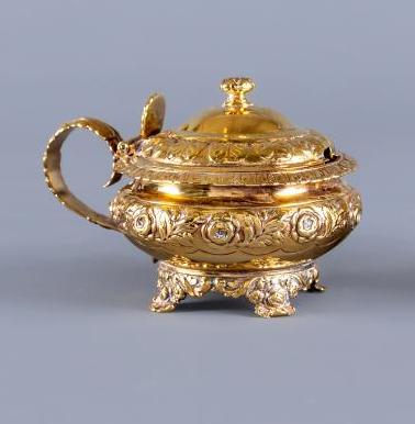 A GEORGE IV SILVER GILT MUSTARD by the Barnards Image