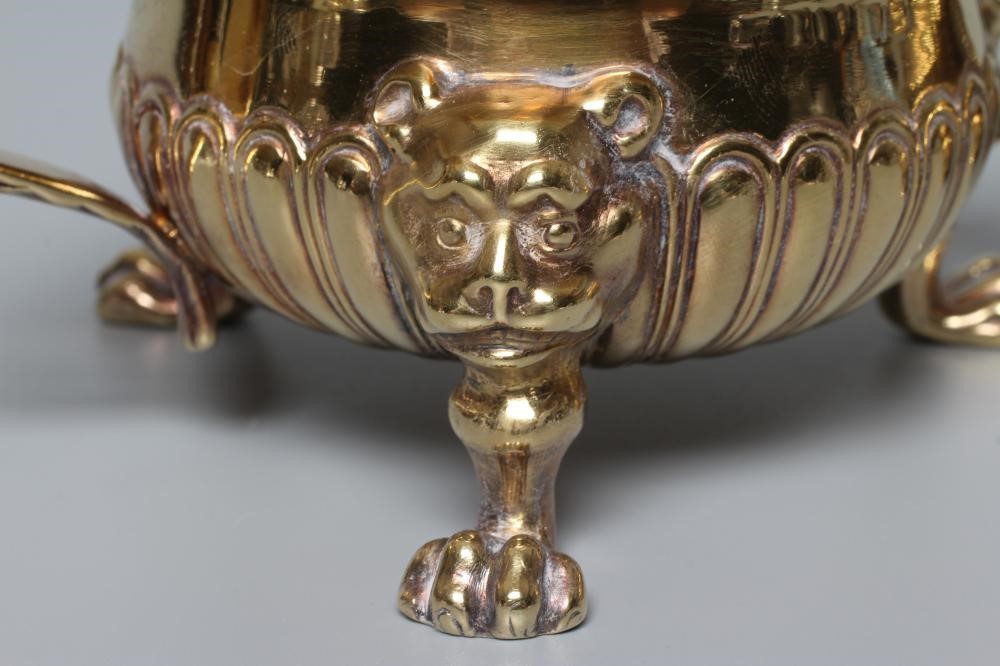 A GEORGE III SILVER GILT LARGE MUSTARD Image