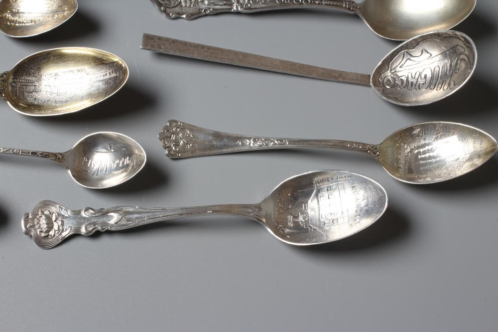 THIRTY TWO NORTH AMERICAN SILVER SOUVENIR TEASPOONS mainly stamped Sterling (certainly all silver) Image
