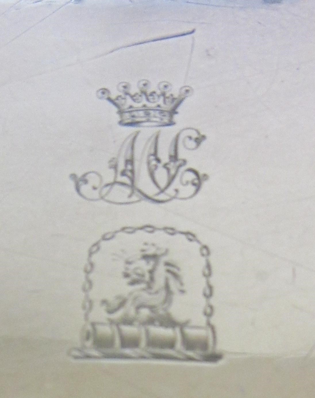 A GEORGIAN SILVER STAND, maker's mark SC, London 1786 or 1826, of plain rounded oblong form, Image