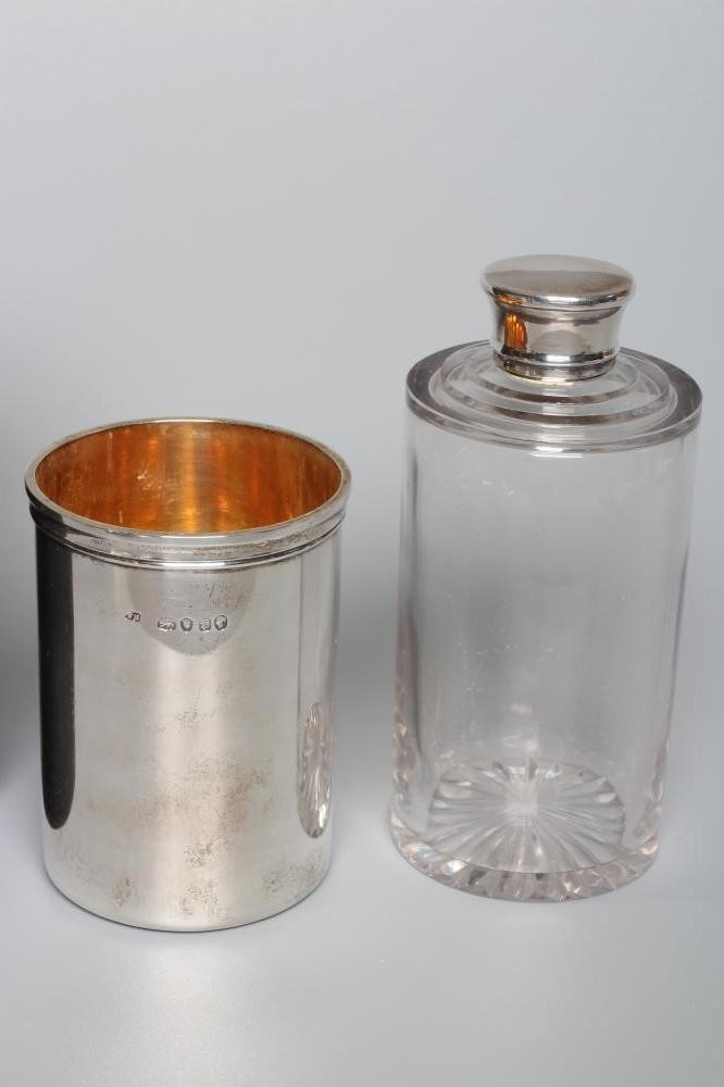 A VICTORIAN SILVER MOUNTED GLASS HUNTING BEAKER by Thomas Diller Image
