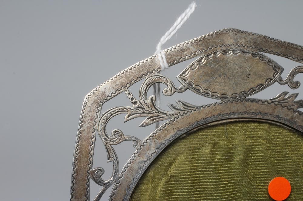 A GEORGE V SILVER EASEL BACK PHOTOGRAPH FRAME by Joseph Gloster Image