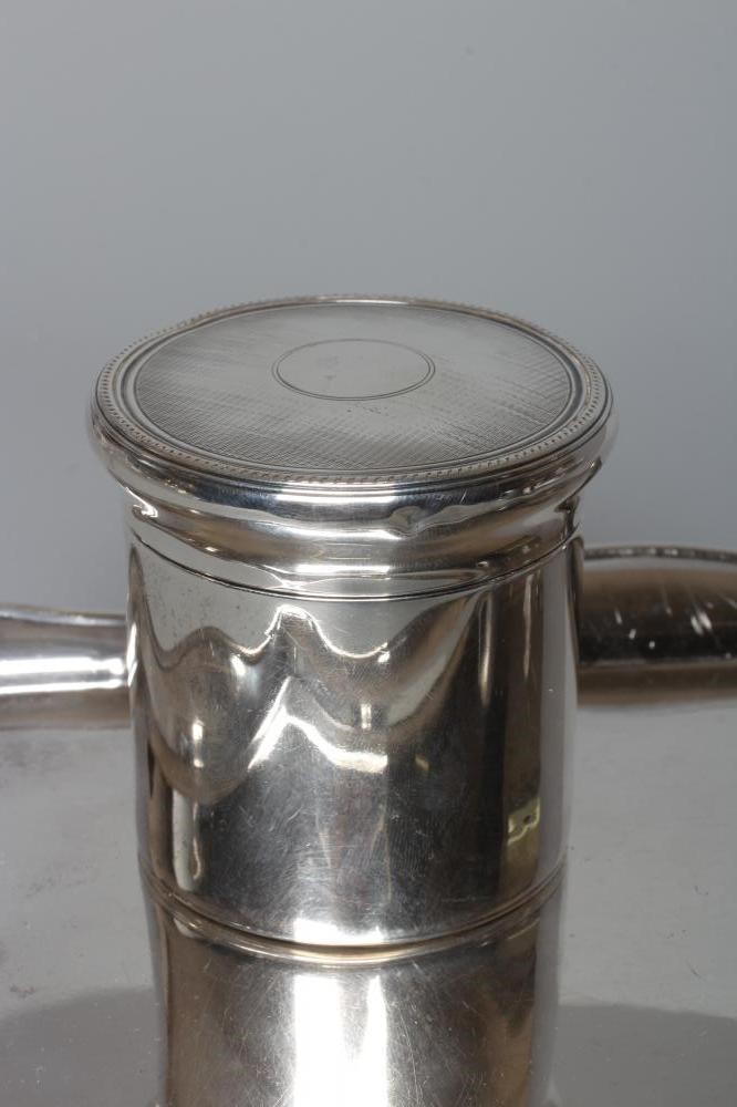 A GEORGE V SILVER DRESSING TABLE TRAY Image